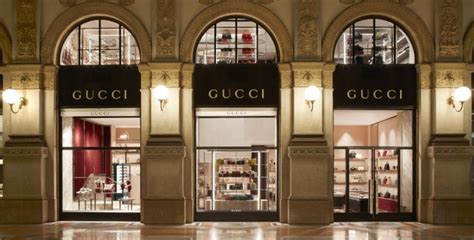 negozio gucci outlet marcianise|I nostri negozi .